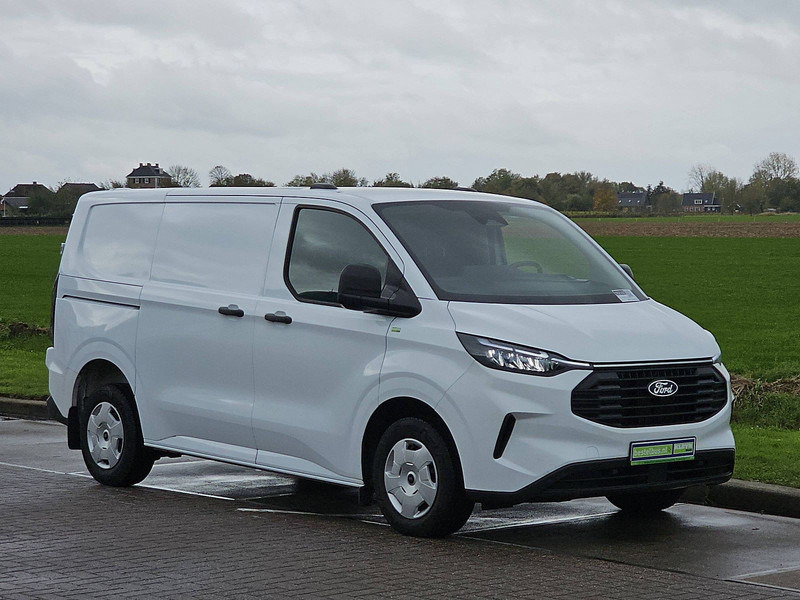 Ford Transit Custom 2.0 L1H1 Navi Euro6 AC! - Furgon: slika 5 Ford Transit Custom 2.0 L1H1 Navi Euro6 AC! - Furgon: slika 5