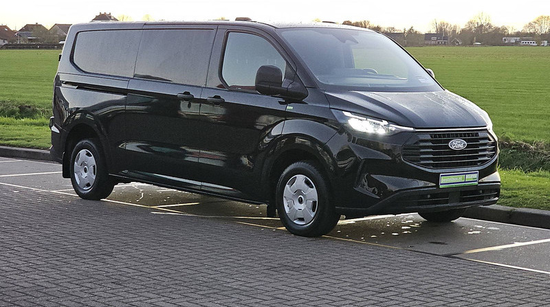 Ford Transit Custom 2.0 L2H1 Navi LED! - Mali kombi: slika 5 Ford Transit Custom 2.0 L2H1 Navi LED! - Mali kombi: slika 5