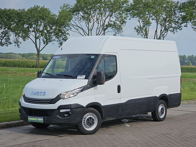 Iveco Daily 35S14 L2H2 Airco Automaat! - Furgon: slika 2 Iveco Daily 35S14 L2H2 Airco Automaat! - Furgon: slika 2