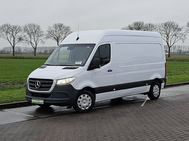 Mercedes-Benz Sprinter 215 ac automaat EURO6 - Furgon: slika 2 Mercedes-Benz Sprinter 215 ac automaat EURO6 - Furgon: slika 2