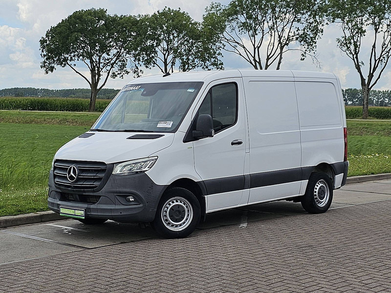 Mercedes-Benz Sprinter 314 L1H1 Mbux10 LED Eur6 - Furgon: slika 2 Mercedes-Benz Sprinter 314 L1H1 Mbux10 LED Eur6 - Furgon: slika 2