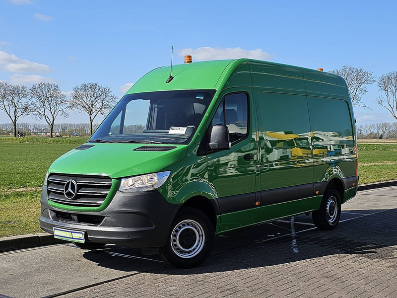 Mercedes-Benz Sprinter 314 L2H2 RWD Mbux Euro6! - Furgon: slika 2 Mercedes-Benz Sprinter 314 L2H2 RWD Mbux Euro6! - Furgon: slika 2