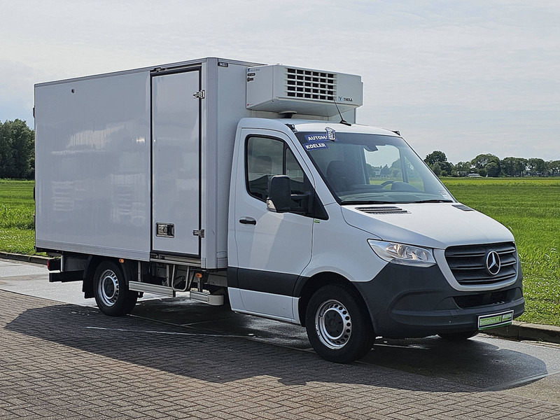 Mercedes-Benz Sprinter 316 BI-TEMP Koelwagen! - Dostavno vozilo hladnjača: slika 5 Mercedes-Benz Sprinter 316 BI-TEMP Koelwagen! - Dostavno vozilo hladnjača: slika 5