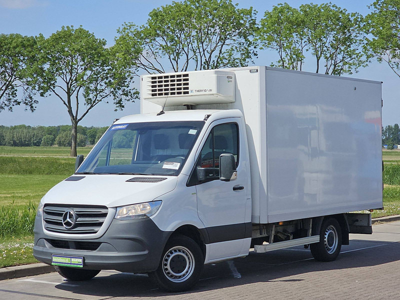 Mercedes-Benz Sprinter 316 BI-TEMP Koelwagen! - Dostavno vozilo hladnjača: slika 2 Mercedes-Benz Sprinter 316 BI-TEMP Koelwagen! - Dostavno vozilo hladnjača: slika 2