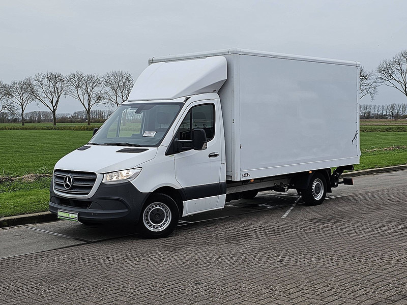 Mercedes-Benz Sprinter 316 Bakwagen Laadklep! - Dostavno vozilo sa zatvorenim sandukom: slika 2 Mercedes-Benz Sprinter 316 Bakwagen Laadklep! - Dostavno vozilo sa zatvorenim sandukom: slika 2