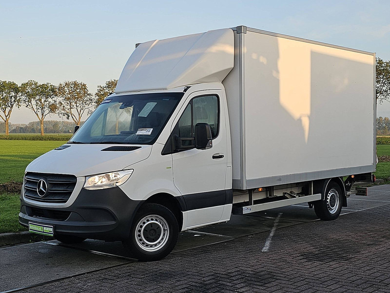 Mercedes-Benz Sprinter 316 Bakwagen Laadklep! - Dostavno vozilo sa zatvorenim sandukom: slika 2 Mercedes-Benz Sprinter 316 Bakwagen Laadklep! - Dostavno vozilo sa zatvorenim sandukom: slika 2