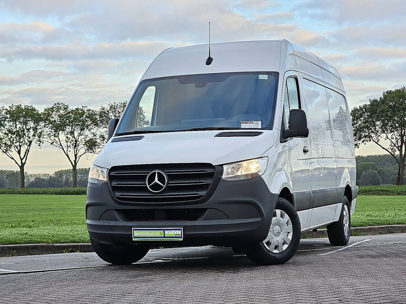 Mercedes-Benz Sprinter 316 L2H2 Mbux RWD - Furgon: slika 1 Mercedes-Benz Sprinter 316 L2H2 Mbux RWD - Furgon: slika 1