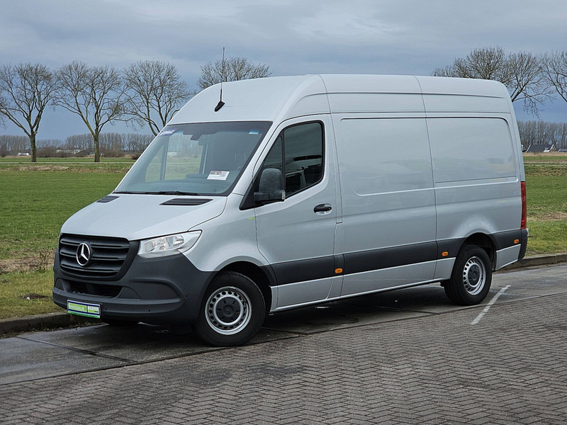Mercedes-Benz Sprinter 316 L2H2 Navi RWD ! - Furgon: slika 2 Mercedes-Benz Sprinter 316 L2H2 Navi RWD ! - Furgon: slika 2