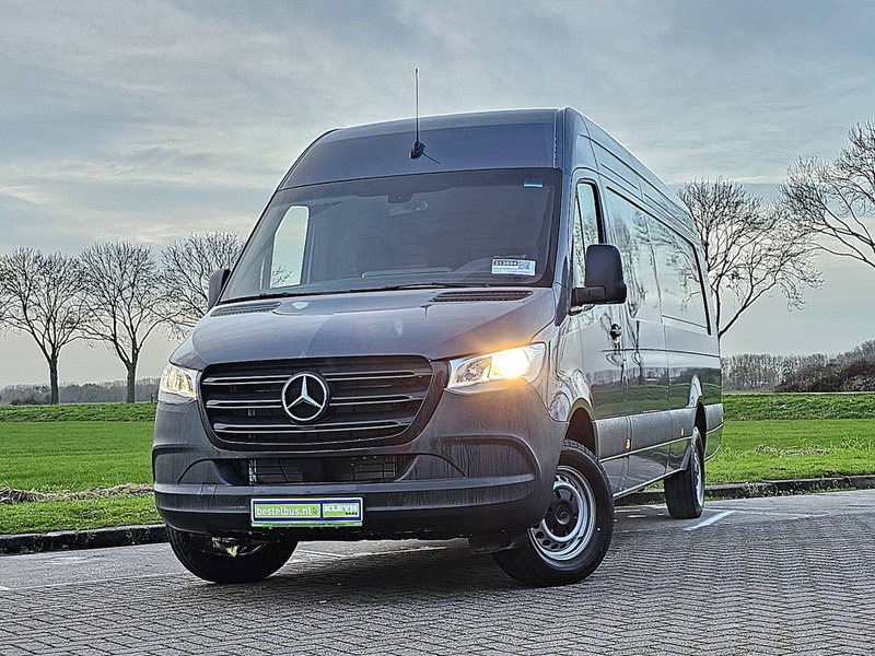 Mercedes-Benz Sprinter 317 AC AUTOMAAT EURO6 - Furgon: slika 1 Mercedes-Benz Sprinter 317 AC AUTOMAAT EURO6 - Furgon: slika 1