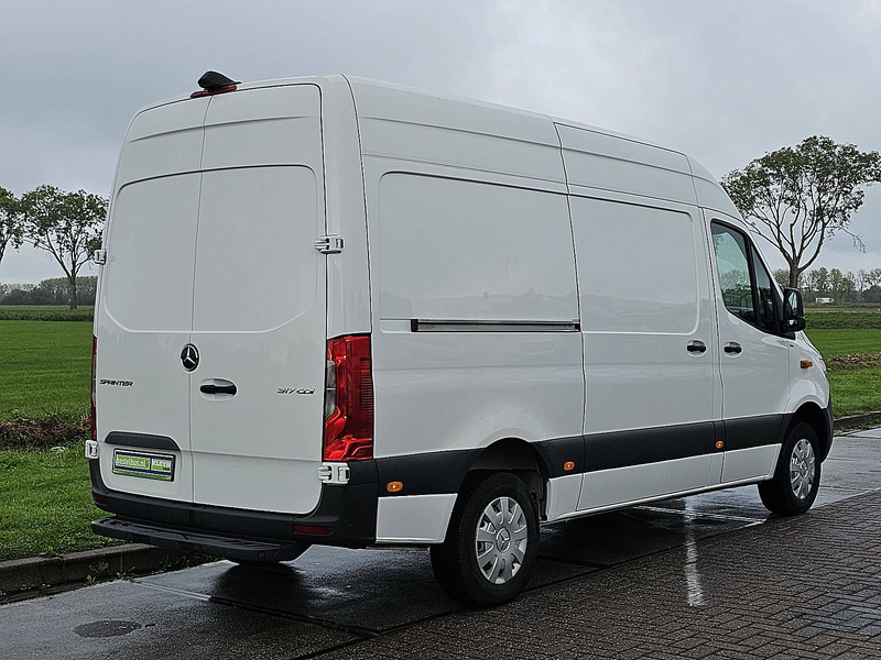 Mercedes-Benz Sprinter 317 L2H2 Navi RWD - Furgon: slika 3 Mercedes-Benz Sprinter 317 L2H2 Navi RWD - Furgon: slika 3