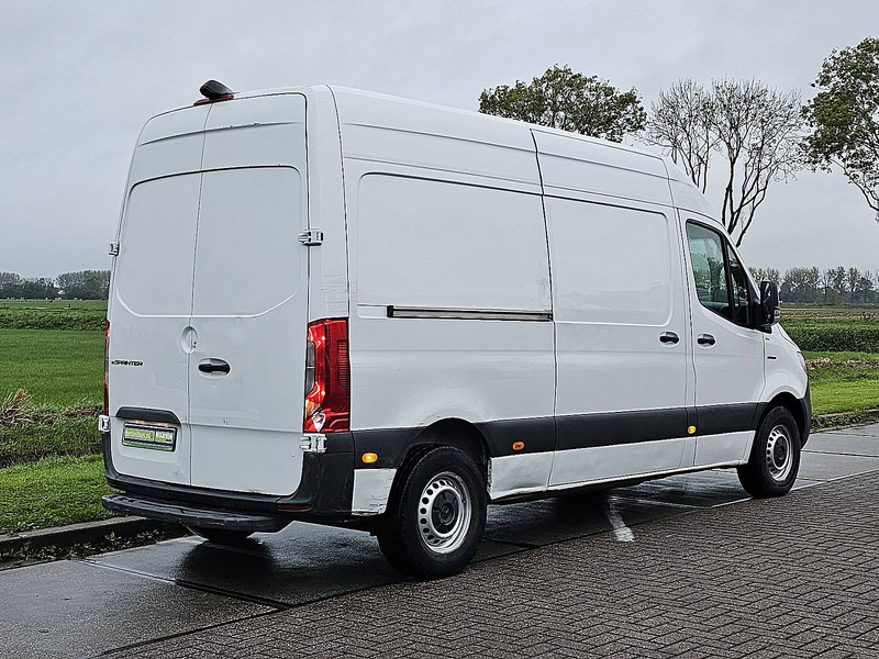 Mercedes-Benz eSprinter L2H2 Elektrisch AC! - Furgon, Električno dostavno vozilo: slika 3 Mercedes-Benz eSprinter L2H2 Elektrisch AC! - Furgon, Električno dostavno vozilo: slika 3