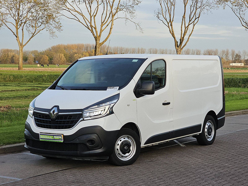 Renault Trafic 1.6 DCI ac bluetooth EURO6 - Mali kombi: slika 2 Renault Trafic 1.6 DCI ac bluetooth EURO6 - Mali kombi: slika 2