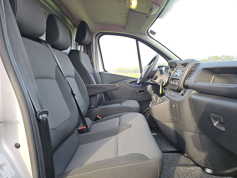 Mali kombi Renault Trafic 2.0 DCI L1H1 Airco Euro6 NAP: slika 7 Mali kombi Renault Trafic 2.0 DCI L1H1 Airco Euro6 NAP: slika 7
