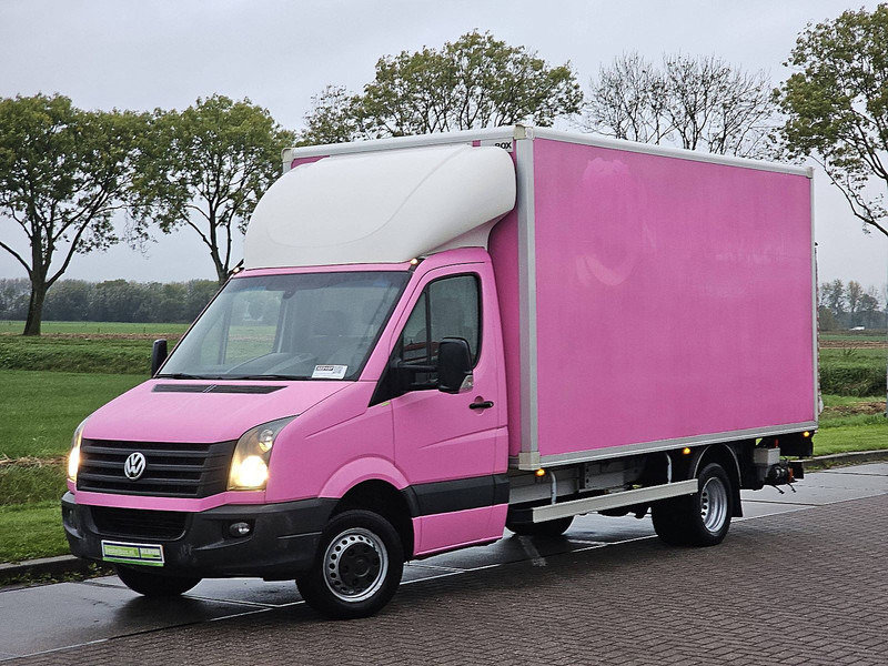 Volkswagen Crafter - Dostavno vozilo sa zatvorenim sandukom: slika 2 Volkswagen Crafter - Dostavno vozilo sa zatvorenim sandukom: slika 2