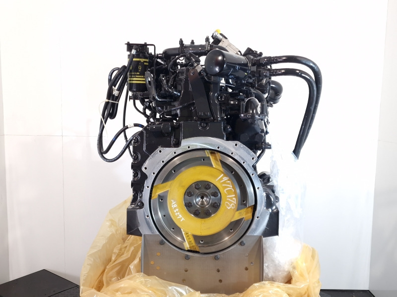 Cummins Komatsu QSB4.5/ SAA4D107E-3 CPL4731 New Engine (Plant) - Motor za Građevinska mašina: slika 2 Cummins Komatsu QSB4.5/ SAA4D107E-3 CPL4731 New Engine (Plant) - Motor za Građevinska mašina: slika 2