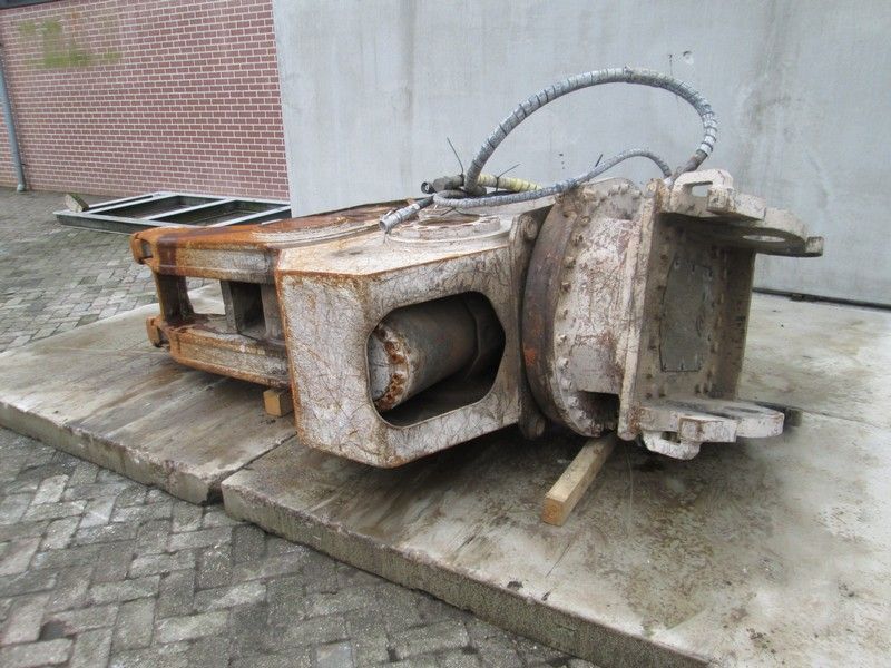 Demarec DRP60 - Mobilna drobilica: slika 3 Demarec DRP60 - Mobilna drobilica: slika 3