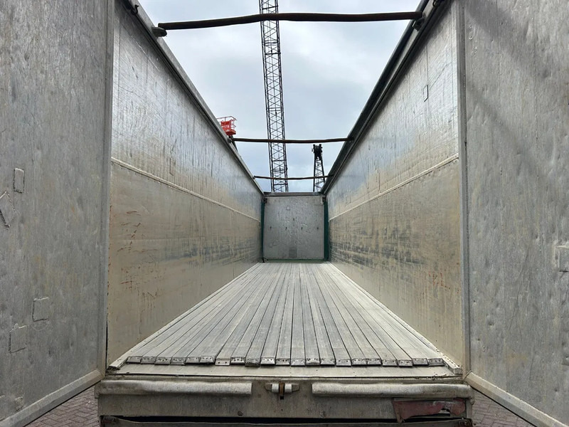 Stas S300ZX - Poluprikolica sa pokretnim podom: slika 5 Stas S300ZX - Poluprikolica sa pokretnim podom: slika 5