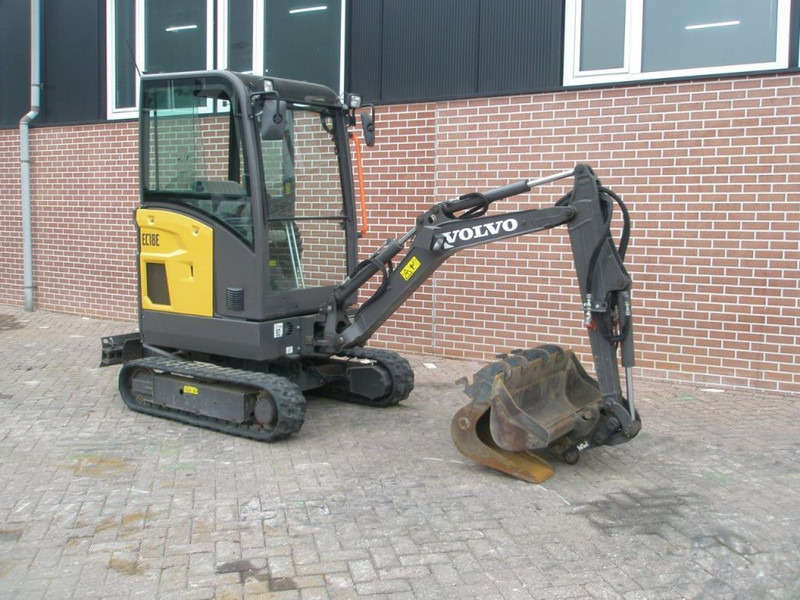 Volvo ECR18E - Mini bager: slika 4 Volvo ECR18E - Mini bager: slika 4