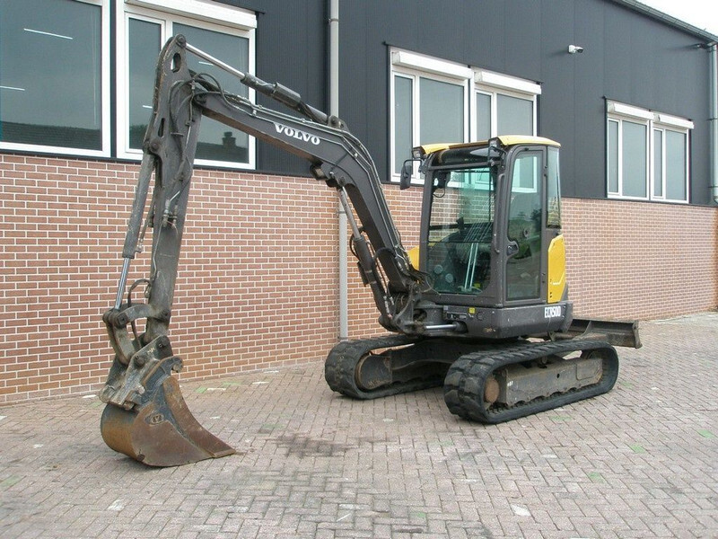 Volvo ECR50D - Mini bager: slika 1 Volvo ECR50D - Mini bager: slika 1