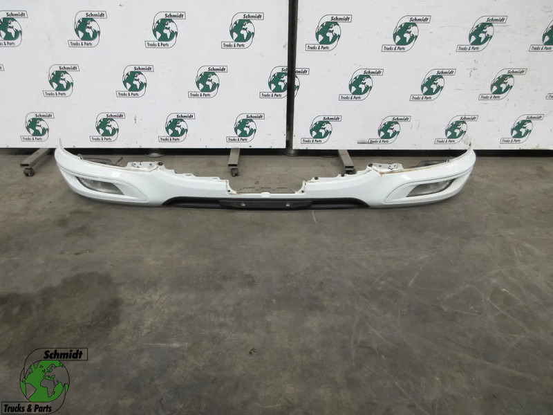 DAF 1876631 DAF CF 450 BUMPER MODEL 2021 EURO 6 NIEUWE EN GEBRUIKT - Branik za Kamion: slika 1 DAF 1876631 DAF CF 450 BUMPER MODEL 2021 EURO 6 NIEUWE EN GEBRUIKT - Branik za Kamion: slika 1