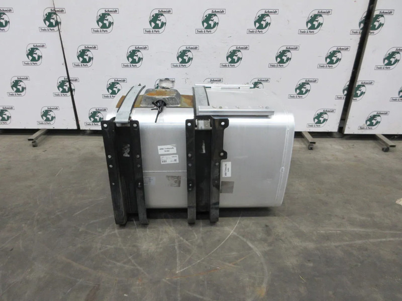 Iveco 81.12201-5839 // 81.12201-5933 // 450 LITER MAN TGX TGS EURO 6 TANK MODEL 2018 - Rezervoar za gorivo za Kamion: slika 3 Iveco 81.12201-5839 // 81.12201-5933 // 450 LITER MAN TGX TGS EURO 6 TANK MODEL 2018 - Rezervoar za gorivo za Kamion: slika 3