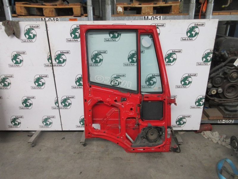 Iveco STRALIS 504015938 PORTIER LINKS EURO 5 - Vrata i delovi za Kamion: slika 2 Iveco STRALIS 504015938 PORTIER LINKS EURO 5 - Vrata i delovi za Kamion: slika 2