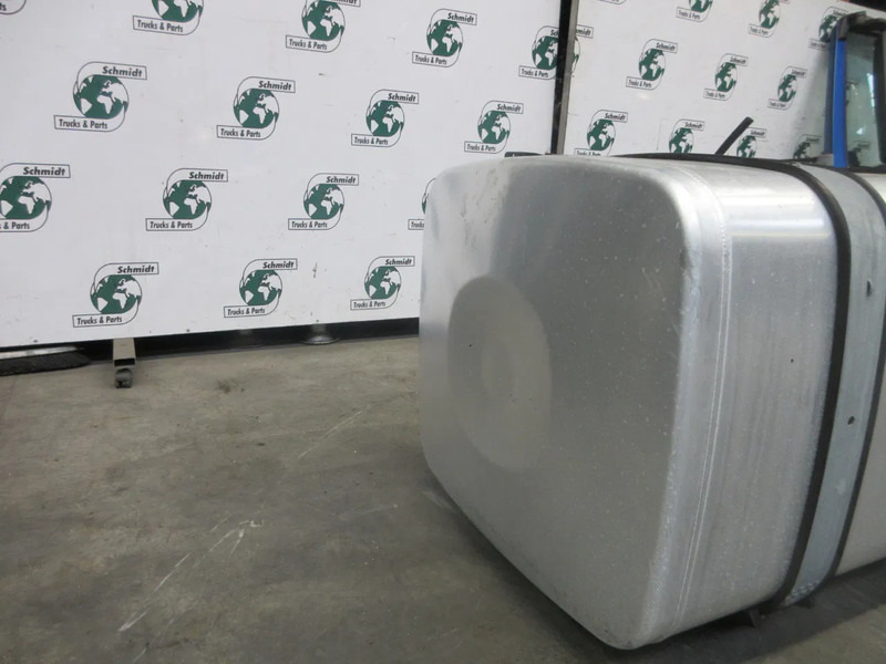 MAN 81.12201-5918 // 370 LITER MAN TGX 18.500 EURO 6 MODEL 2020 - Rezervoar za gorivo za Kamion: slika 2 MAN 81.12201-5918 // 370 LITER MAN TGX 18.500 EURO 6 MODEL 2020 - Rezervoar za gorivo za Kamion: slika 2