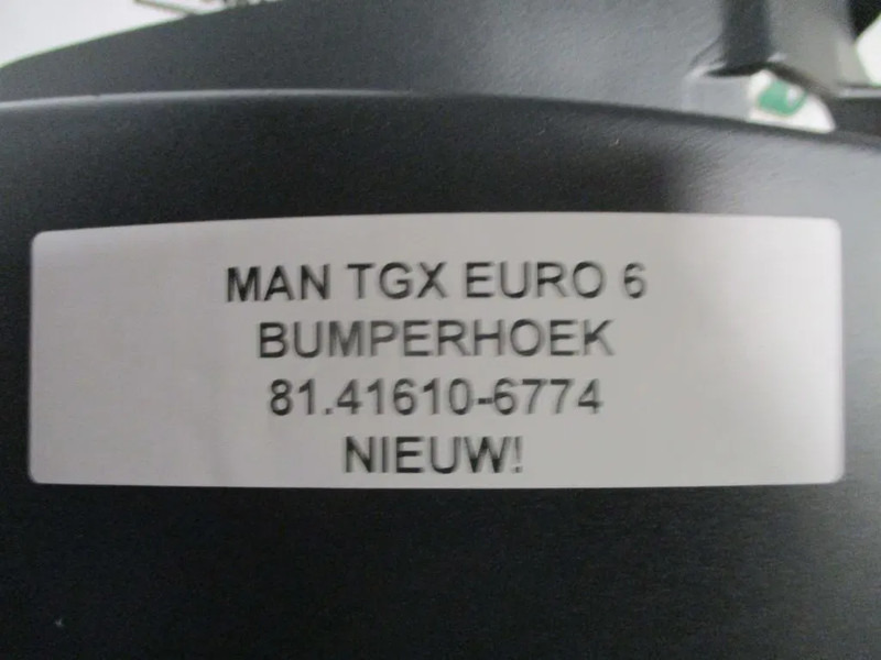 MAN 81.41610-6774 Bumperhoek TGX euro 6 rechts - Branik za Kamion: slika 2 MAN 81.41610-6774 Bumperhoek TGX euro 6 rechts - Branik za Kamion: slika 2