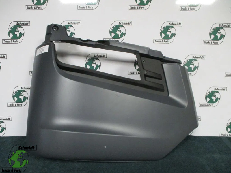 MAN 81.41610-6774 Bumperhoek TGX euro 6 rechts - Branik za Kamion: slika 1 MAN 81.41610-6774 Bumperhoek TGX euro 6 rechts - Branik za Kamion: slika 1