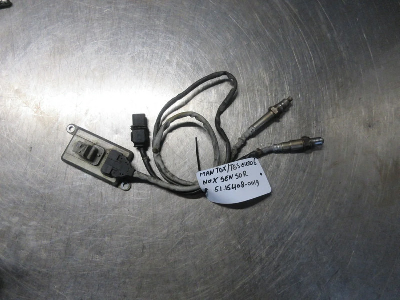MAN TGX/TGS 51.15408-0019 NOX SENSOR EURO 6 - Električni sistem za Kamion: slika 2 MAN TGX/TGS 51.15408-0019 NOX SENSOR EURO 6 - Električni sistem za Kamion: slika 2