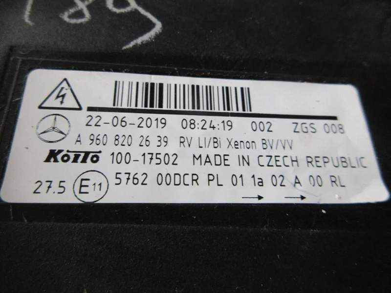 Mercedes-Benz A 960 820 26 39 XENOS KOPLAMP LINKS MERCEDES MP4 EURO 6 LINKS - Prednja svetla za Kamion: slika 5 Mercedes-Benz A 960 820 26 39 XENOS KOPLAMP LINKS MERCEDES MP4 EURO 6 LINKS - Prednja svetla za Kamion: slika 5