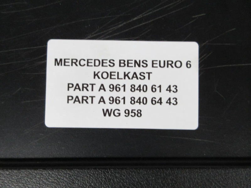 Električni sistem za Kamion Mercedes-Benz A 961 840 61 43 // A 961 840 61 43 KOELKAST MERCEDES 1842 EURO 6: slika 12 Električni sistem za Kamion Mercedes-Benz A 961 840 61 43 // A 961 840 61 43 KOELKAST MERCEDES 1842 EURO 6: slika 12