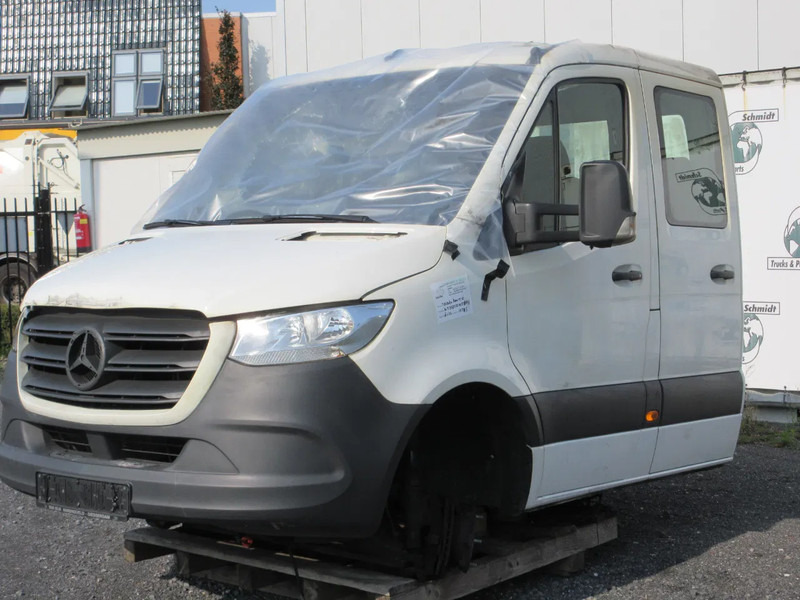 Mercedes-Benz MERCEDES SPRINTER CABINE COMPLEET ZONDER ACHTERCHASSIS - Kabina i enterijer za Dostavno vozilo: slika 3 Mercedes-Benz MERCEDES SPRINTER CABINE COMPLEET ZONDER ACHTERCHASSIS - Kabina i enterijer za Dostavno vozilo: slika 3