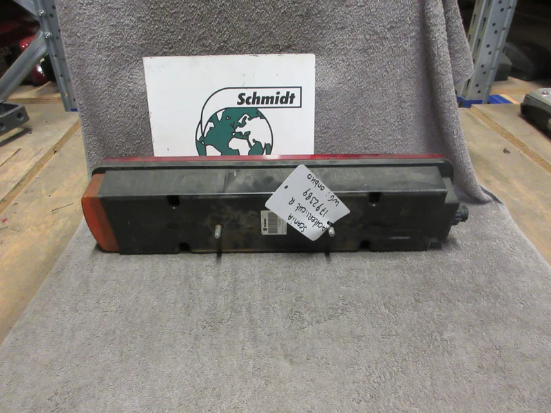 Scania 1792389 ACHTERLAMP SCANIA R SERIE MODEL EURO 6 RECHTS - Zadnja svetla za Kamion: slika 3 Scania 1792389 ACHTERLAMP SCANIA R SERIE MODEL EURO 6 RECHTS - Zadnja svetla za Kamion: slika 3