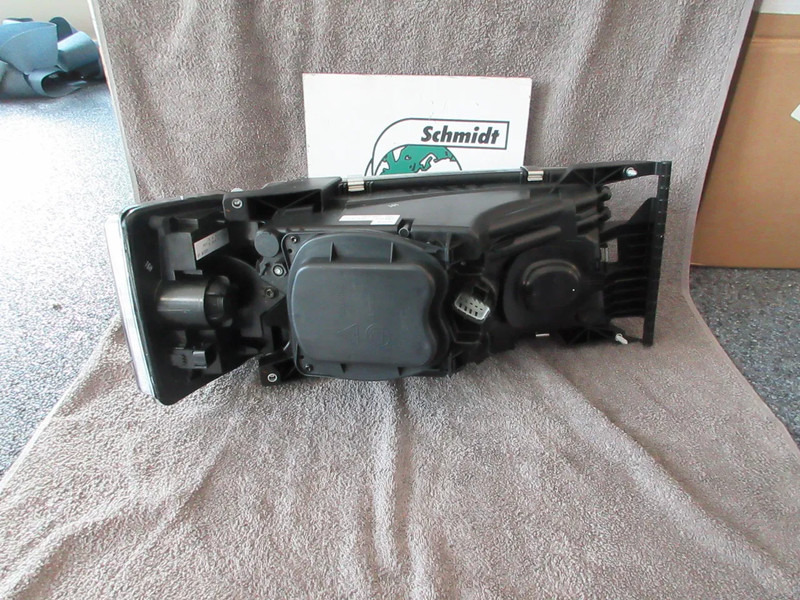Scania 2416136 KOPLAMP LINKS SCANIA R 450 EURO 6 NIEUWE !!! - Prednja svetla za Kamion: slika 3 Scania 2416136 KOPLAMP LINKS SCANIA R 450 EURO 6 NIEUWE !!! - Prednja svetla za Kamion: slika 3