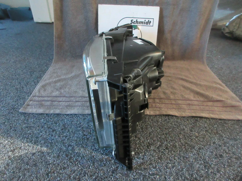 Scania 2416137 KOPLAMP SCANIA NIEUWE OP VOORRAAD R 450 EURO 6 RECHTS - Prednja svetla za Kamion: slika 5 Scania 2416137 KOPLAMP SCANIA NIEUWE OP VOORRAAD R 450 EURO 6 RECHTS - Prednja svetla za Kamion: slika 5