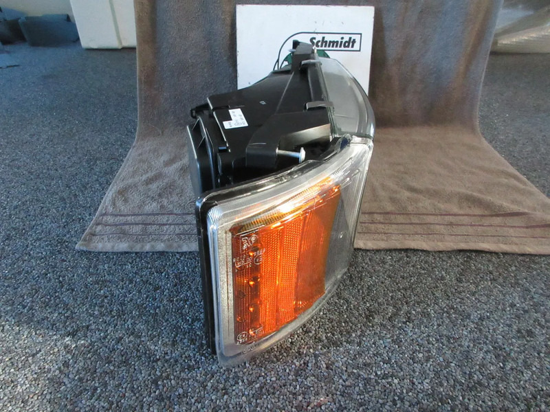 Scania 2416137 KOPLAMP SCANIA NIEUWE OP VOORRAAD R 450 EURO 6 RECHTS - Prednja svetla za Kamion: slika 2 Scania 2416137 KOPLAMP SCANIA NIEUWE OP VOORRAAD R 450 EURO 6 RECHTS - Prednja svetla za Kamion: slika 2