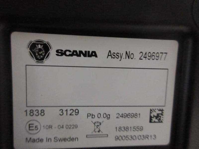 Scania P410 2496977 INSTRUMENTENPANEEL EURO 6 - Komandna tabla za Kamion: slika 2 Scania P410 2496977 INSTRUMENTENPANEEL EURO 6 - Komandna tabla za Kamion: slika 2