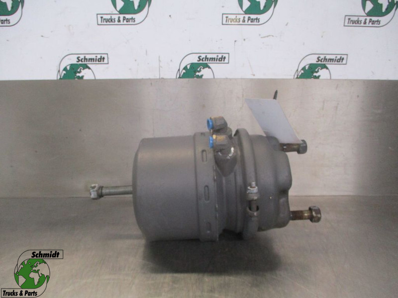 Volvo 22273774 REMCILINDER FM EURO 6 RECHTS ACHTER VOLVO - Kočioni cilindar za Kamion: slika 1 Volvo 22273774 REMCILINDER FM EURO 6 RECHTS ACHTER VOLVO - Kočioni cilindar za Kamion: slika 1