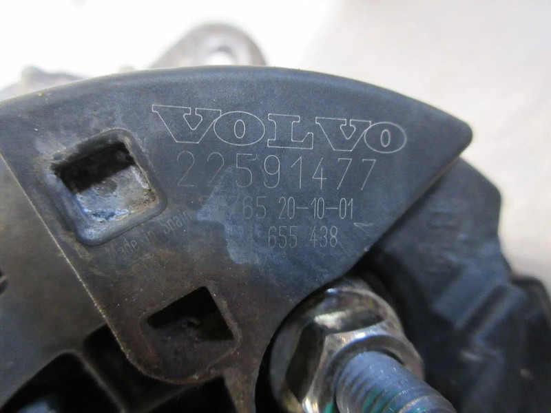 Alternator za Kamion Volvo 22591477 // 85020836 // 85026836 DYNAMO VOLVO FH 460 EURO 6: slika 10