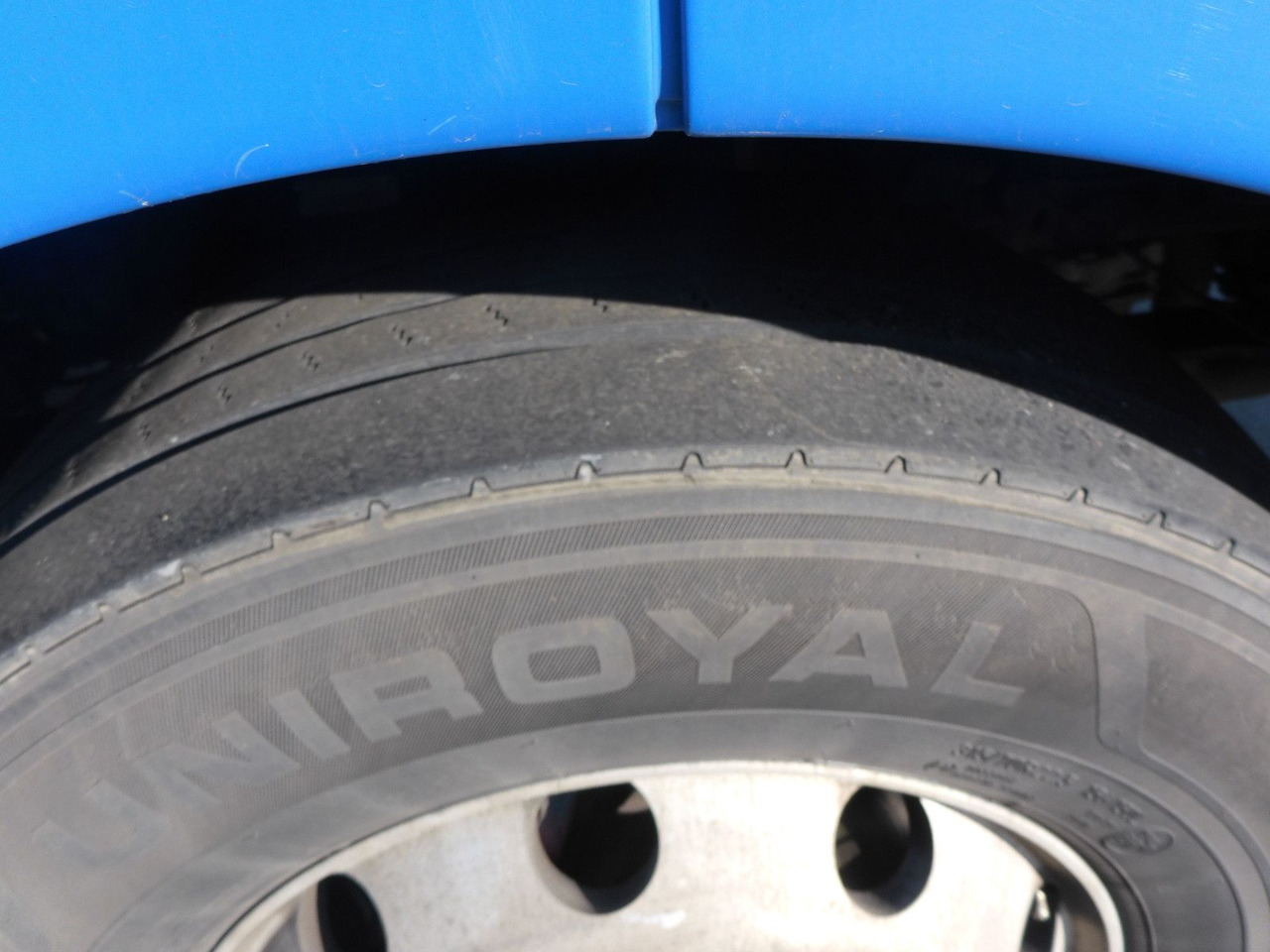 MAN TGX 18.440 Top Zustand Reifen 70 % grossesHaus - Tegljač: slika 4 MAN TGX 18.440 Top Zustand Reifen 70 % grossesHaus - Tegljač: slika 4