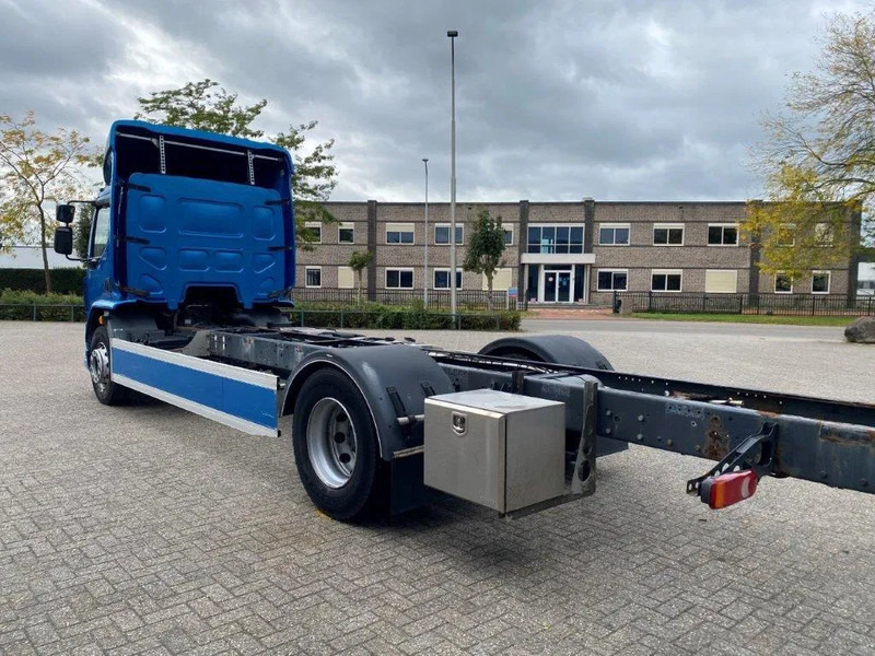 DAF LF290 / ONLY:429873KM / LWDS / GOOD TYRES / AUTOMATIC / EURO-6 / 2018 - Kamion sa golom šasijom i zatvorenom kabinom: slika 3 DAF LF290 / ONLY:429873KM / LWDS / GOOD TYRES / AUTOMATIC / EURO-6 / 2018 - Kamion sa golom šasijom i zatvorenom kabinom: slika 3