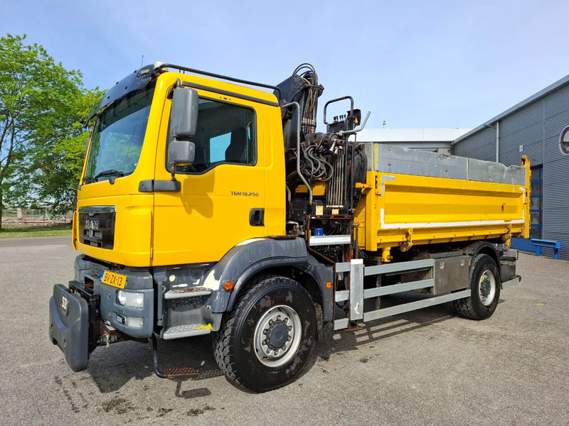 MAN TGM 18.250 / 4X4 / NL TRUCK / TUV:30-04-2026 / 118783 KM / HMF 1110 K2 / ROTATOR / GOOD TYRES / FULL-STEEL / DRUM BRAKES / MANUA - Istovarivač, Kamion sa dizalicom: slika 3 MAN TGM 18.250 / 4X4 / NL TRUCK / TUV:30-04-2026 / 118783 KM / HMF 1110 K2 / ROTATOR / GOOD TYRES / FULL-STEEL / DRUM BRAKES / MANUA - Istovarivač, Kamion sa dizalicom: slika 3