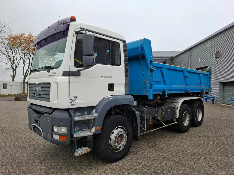 MAN TGS 26.310 / 6X4 / 2XBIG AXLE / 2SIDE TIPPER / ONLY:545423 KM / TUV:06-05-2026 / FULL-STEEL / AIRCO / MANUAL / EURO-4 / 2005 - Istovarivač: slika 3 MAN TGS 26.310 / 6X4 / 2XBIG AXLE / 2SIDE TIPPER / ONLY:545423 KM / TUV:06-05-2026 / FULL-STEEL / AIRCO / MANUAL / EURO-4 / 2005 - Istovarivač: slika 3