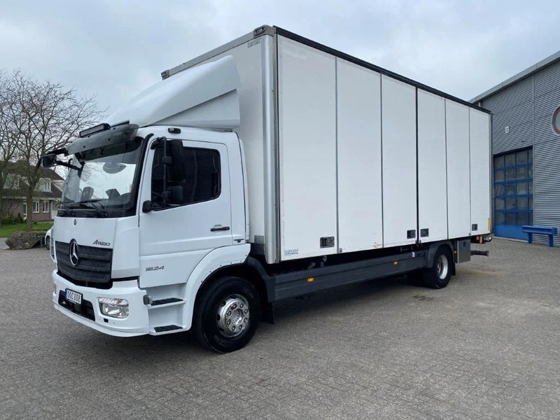Mercedes-Benz ATEGO 1624 / AUTOMATIC / CLOSED BOX / SIDE DOORS / AIRCO / LWDS / FCW / EURO-6 / 2016 - Kamion sa zatvorenim sandukom: slika 1 Mercedes-Benz ATEGO 1624 / AUTOMATIC / CLOSED BOX / SIDE DOORS / AIRCO / LWDS / FCW / EURO-6 / 2016 - Kamion sa zatvorenim sandukom: slika 1