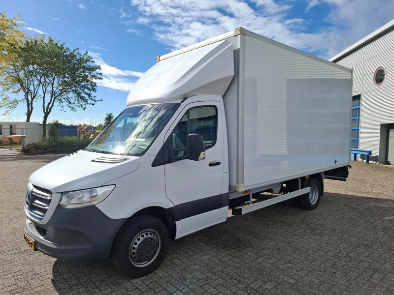Mercedes-Benz Sprinter 516 CDI / DOUBLE AIR REAR / CLEAN NL VAN / TUV:19-03-2026 / MBUX / NAVI / KEYLESS START / DAB RADIO / 3SEATS / AUTOMATIC / 2021 - Furgon: slika 1 Mercedes-Benz Sprinter 516 CDI / DOUBLE AIR REAR / CLEAN NL VAN / TUV:19-03-2026 / MBUX / NAVI / KEYLESS START / DAB RADIO / 3SEATS / AUTOMATIC / 2021 - Furgon: slika 1