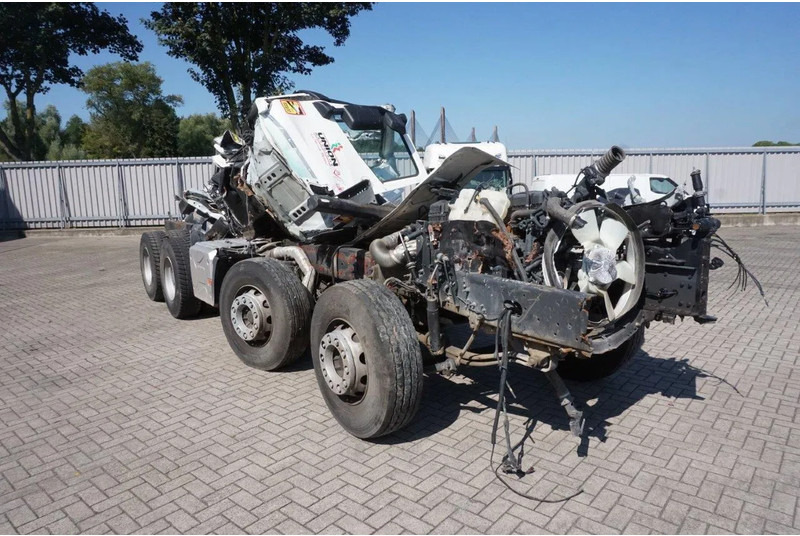 Renault C460 / 8X4 / BIG AXLE / FULL STEEL / 2 X LENKACHSE / EURO-6 / 2022 - Kamion sa golom šasijom i zatvorenom kabinom: slika 2 Renault C460 / 8X4 / BIG AXLE / FULL STEEL / 2 X LENKACHSE / EURO-6 / 2022 - Kamion sa golom šasijom i zatvorenom kabinom: slika 2