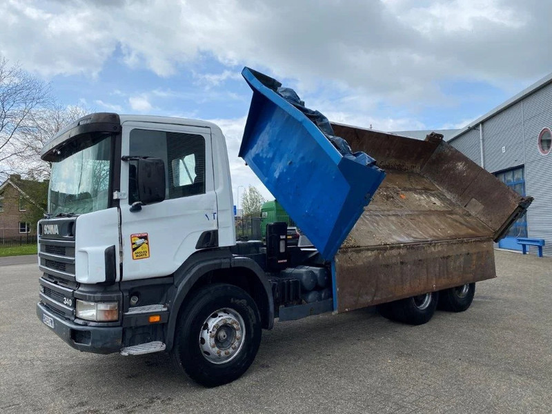 Scania 114-340 / 6X4 / 2 SIDE TIPPER / BIG AXLE / FULL-STEEL / DRUM BRAKES / MANUAL / 1999 - Istovarivač: slika 3 Scania 114-340 / 6X4 / 2 SIDE TIPPER / BIG AXLE / FULL-STEEL / DRUM BRAKES / MANUAL / 1999 - Istovarivač: slika 3
