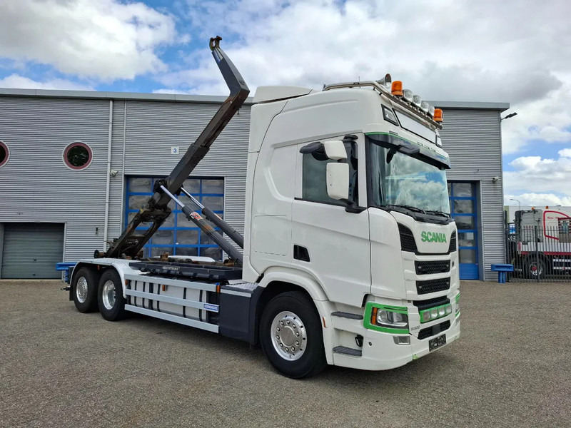 Scania NGS R500 / RETARDER / AJK HOOK 22 TON / LIFT+LENKACHSE / TUV:17-06-2026 / NAVI / LWDS / ALCOA / LEATHER / AUTOMATIC / EURO-6 / 2 - Kamion sa hidrauličnom kukom: slika 2 Scania NGS R500 / RETARDER / AJK HOOK 22 TON / LIFT+LENKACHSE / TUV:17-06-2026 / NAVI / LWDS / ALCOA / LEATHER / AUTOMATIC / EURO-6 / 2 - Kamion sa hidrauličnom kukom: slika 2