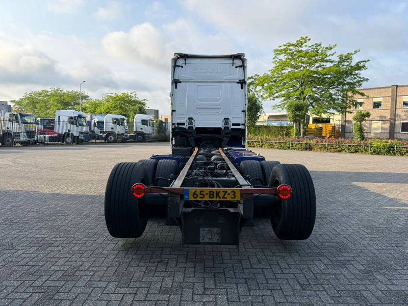 Scania NGS S500 / NL TRUCK / TUV:11-03-2026 / PARKCOOL / DOUBLE TANK / LEATHER / ALCOA / AUTOMATIC / EURO-6 / 2018 - Kamion sa golom šasijom i zatvorenom kabinom: slika 4 Scania NGS S500 / NL TRUCK / TUV:11-03-2026 / PARKCOOL / DOUBLE TANK / LEATHER / ALCOA / AUTOMATIC / EURO-6 / 2018 - Kamion sa golom šasijom i zatvorenom kabinom: slika 4